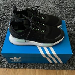 Womens Adidas Sneakers